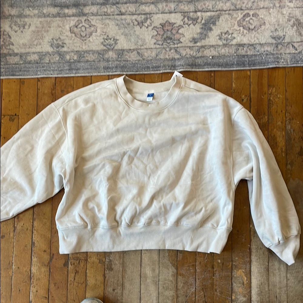 Old Navy Cream Sweatshirt XL